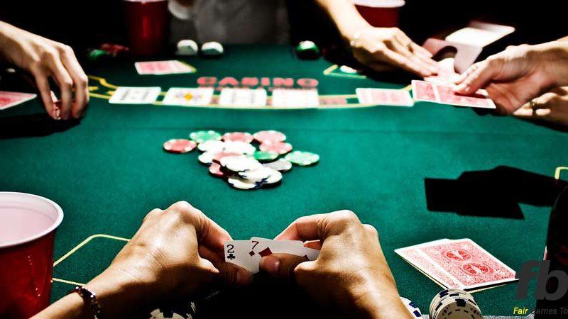 Poker 8KBET đa dạng kiểu đặt cược